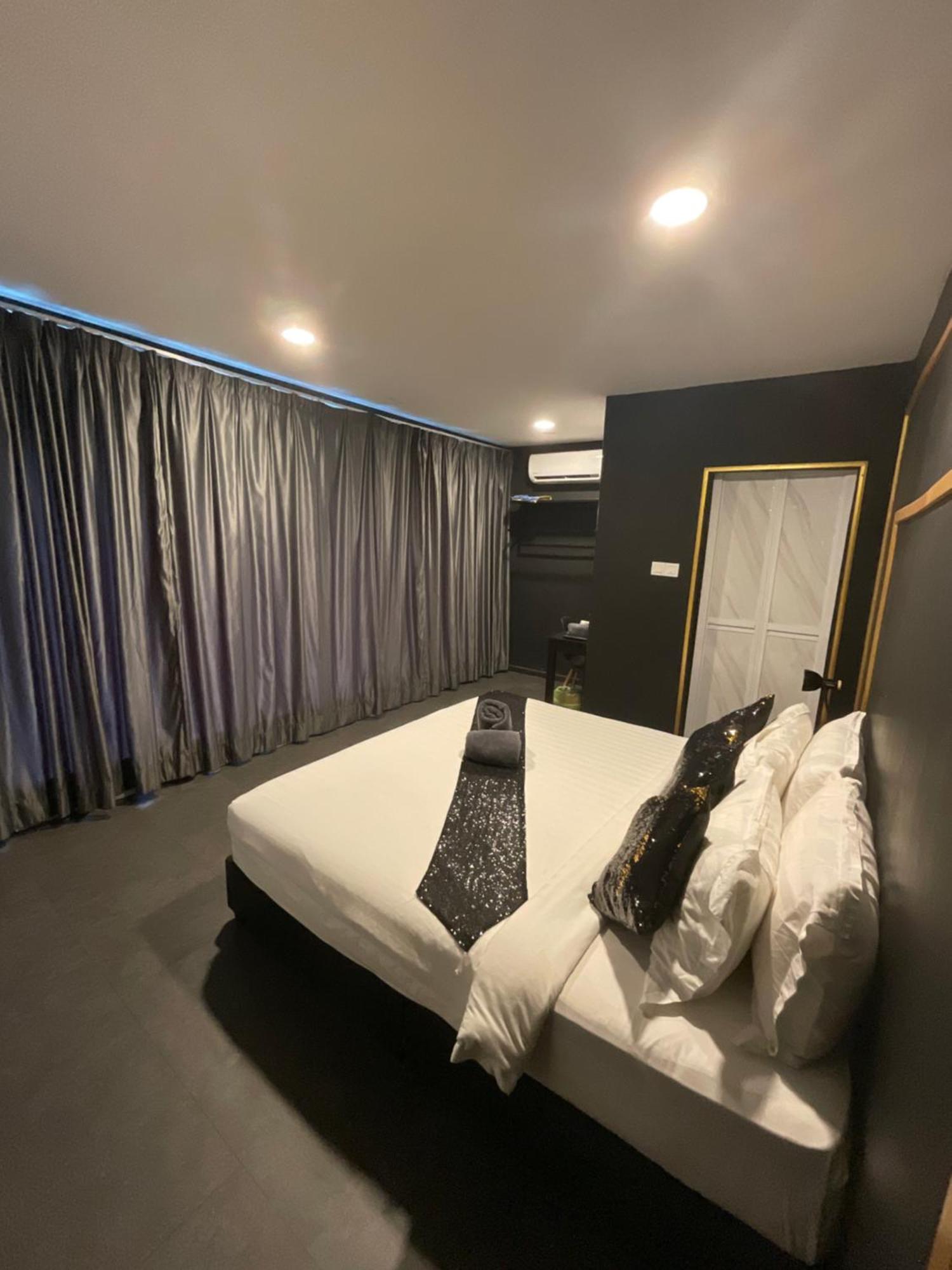 The Sky Inn Kuantan Exterior foto